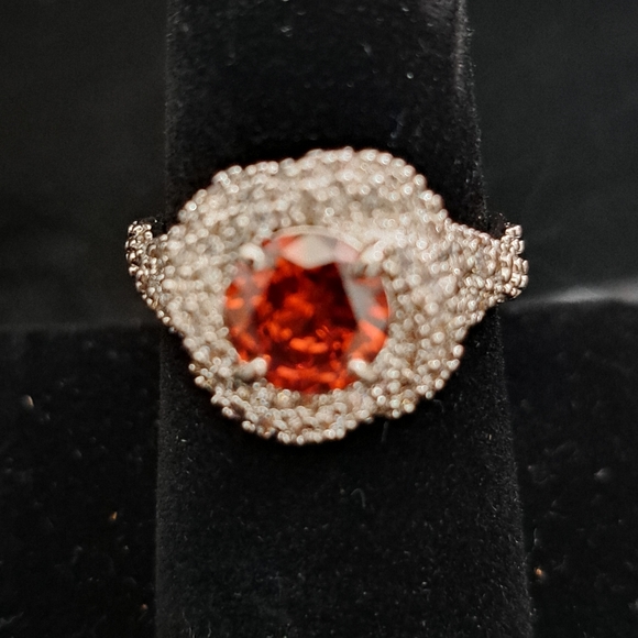 NEW RUBY RING BOMB RING SIZE 8 - Picture 4 of 5